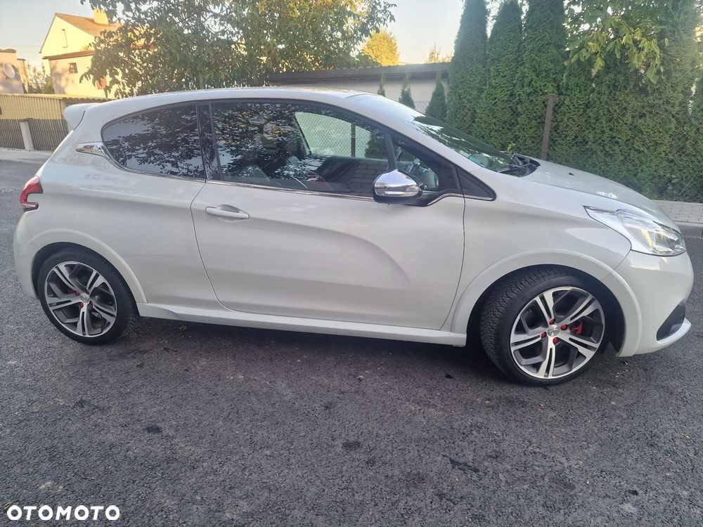 Peugeot 208 THP STOP & START GTi by Sport - 13