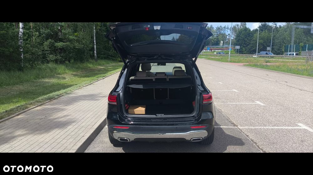 Mercedes-Benz GLB 250 4-Matic 8G-DCT - 9