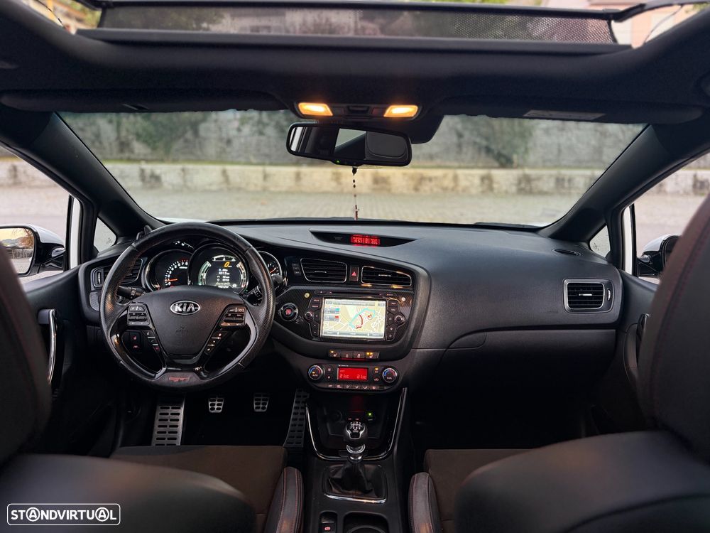 Kia Ceed 1.6 T-GDi GT - 4