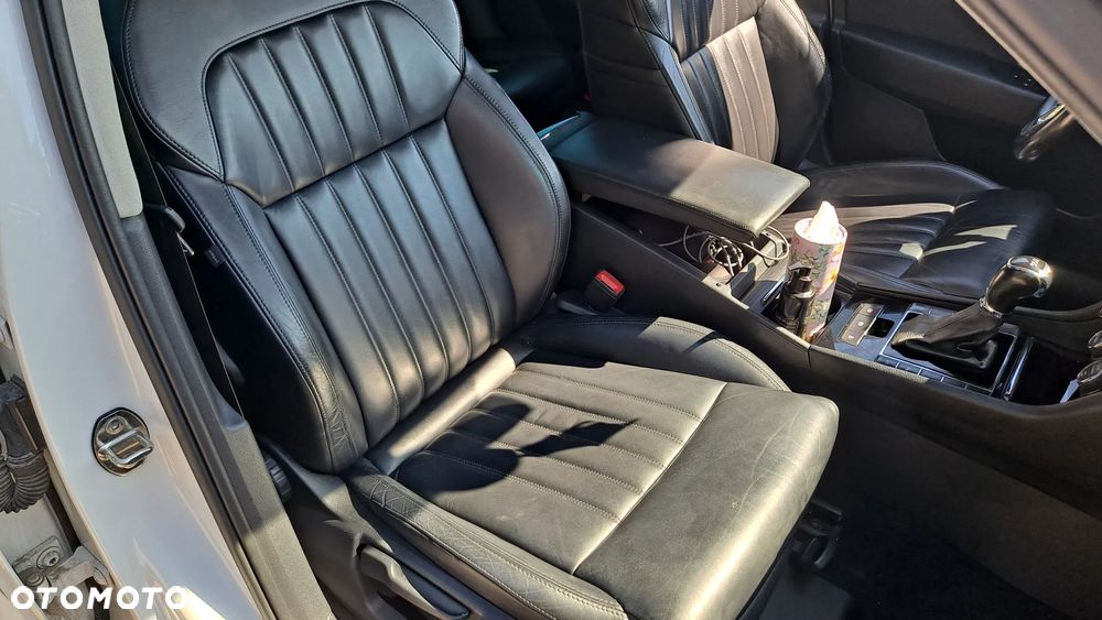 Skoda Superb 2.0 TDI Style DSG - 22