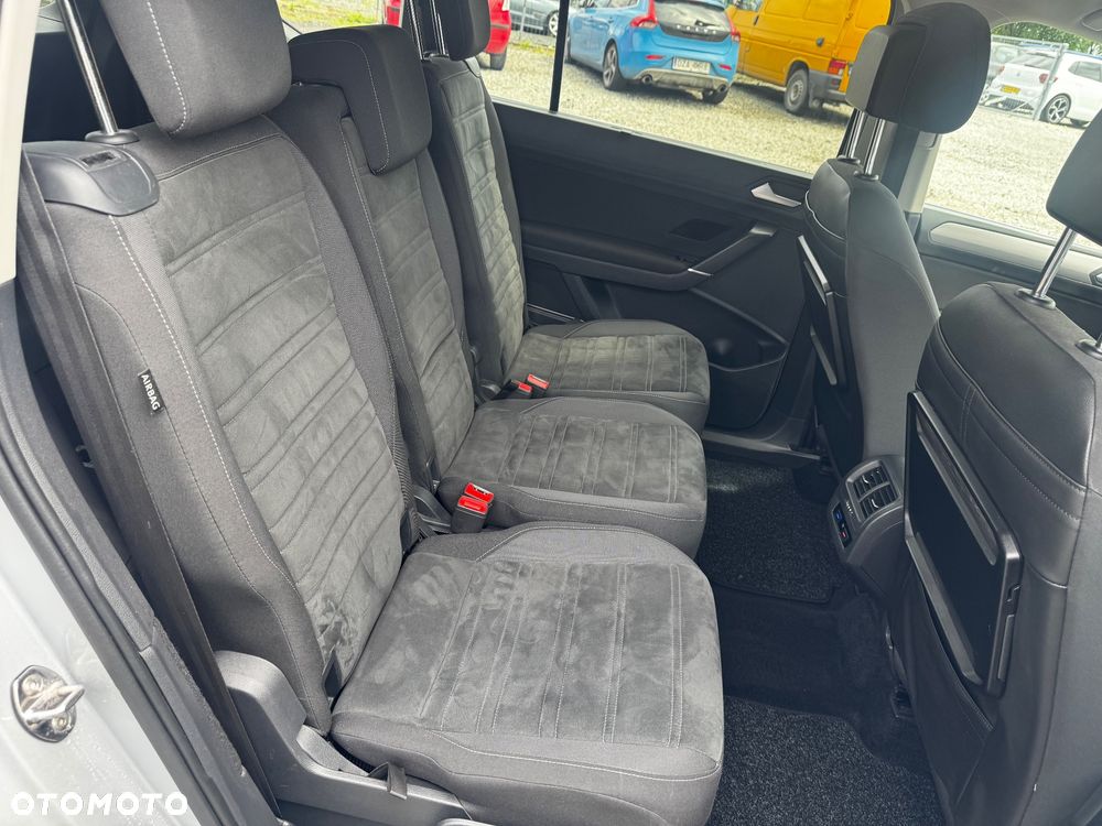 Volkswagen Touran 2.0 TDI SCR (BlueMotion Technology) Highline - 17