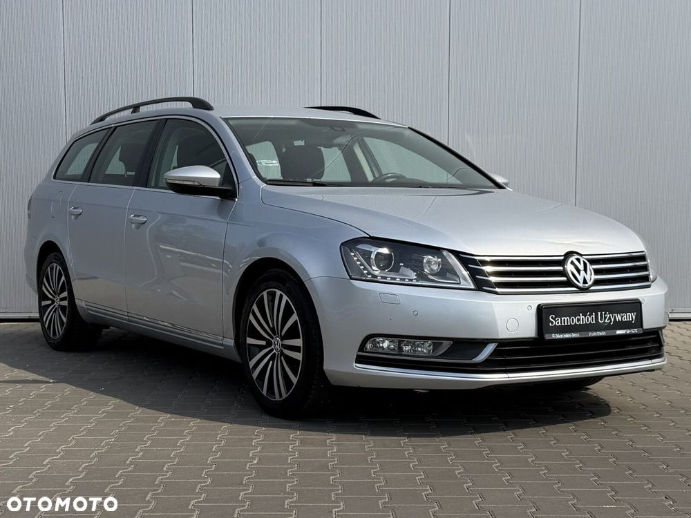 Volkswagen Passat - 4