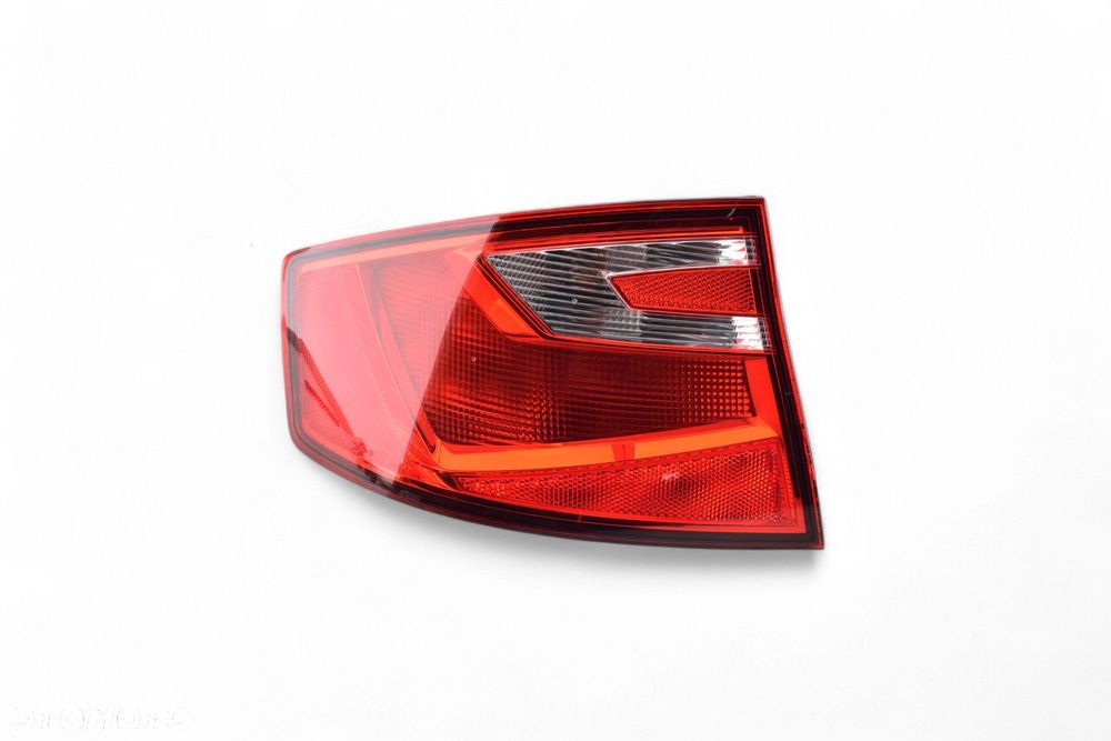 Lampa Lewy Tył w Błotnik SEAT TOLEDO IV 2014R - 1