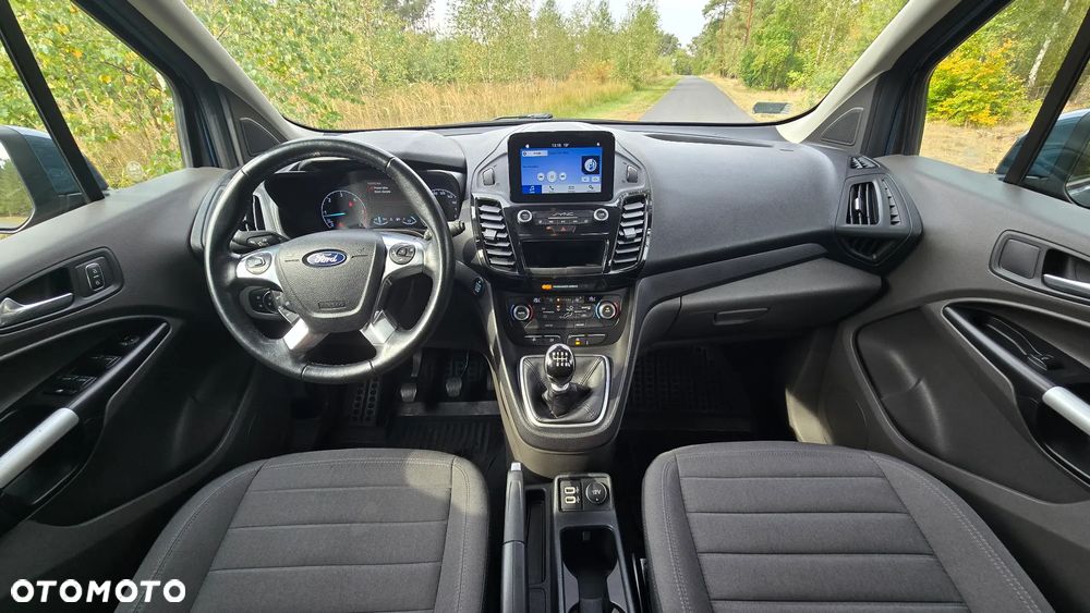 Ford Tourneo Connect - 16