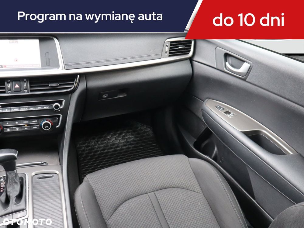 Kia Optima - 10
