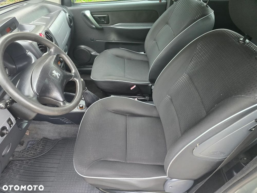 Peugeot Partner Kombi 110 Premium - 20