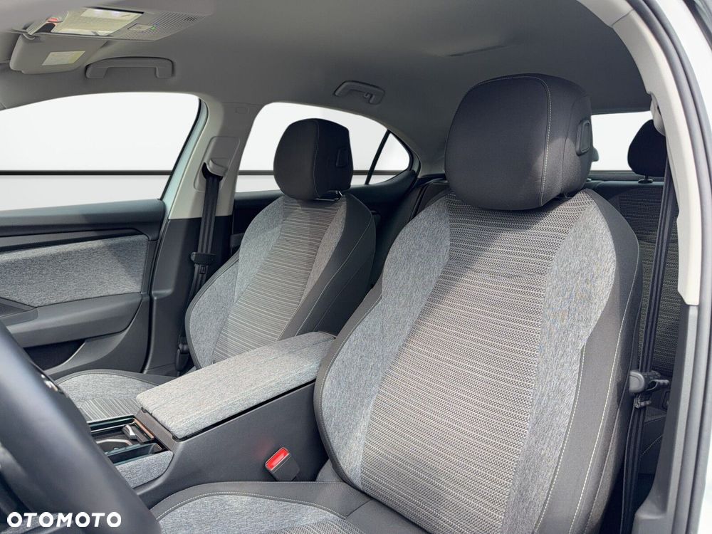 Skoda Superb 2.0 TDI SCR 4x4 Selection DSG - 12