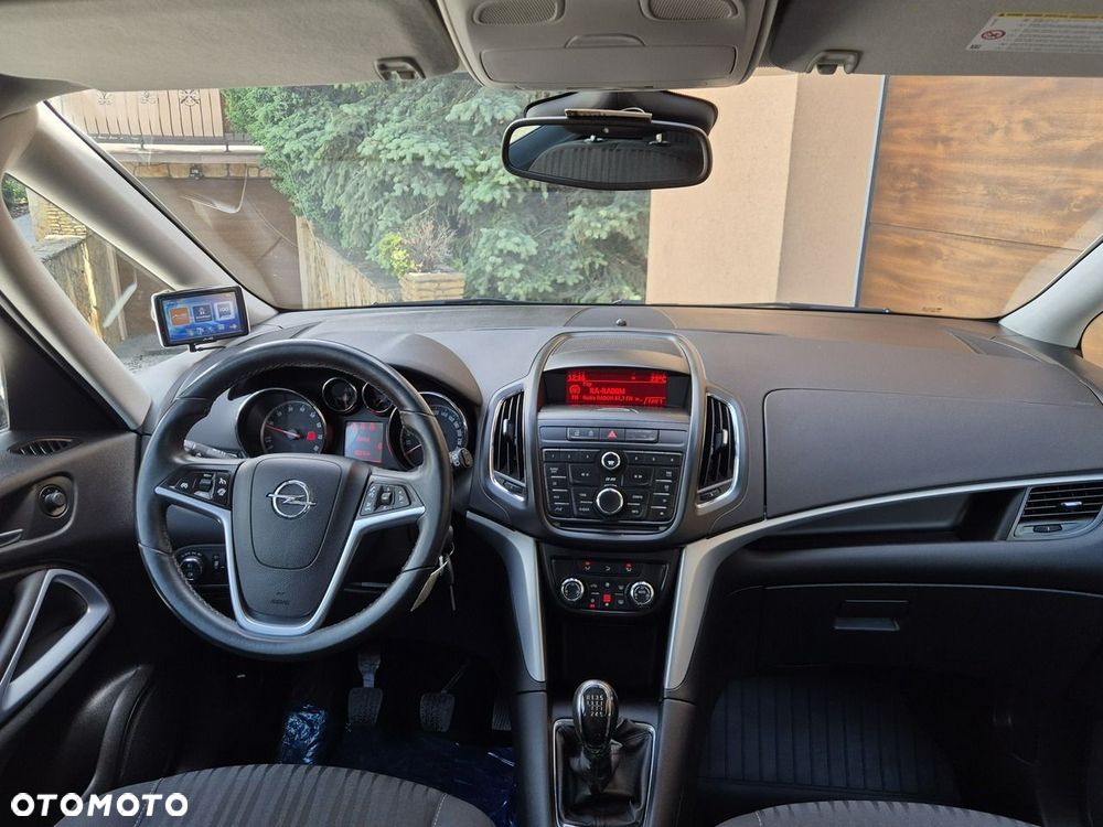 Opel Zafira - 7