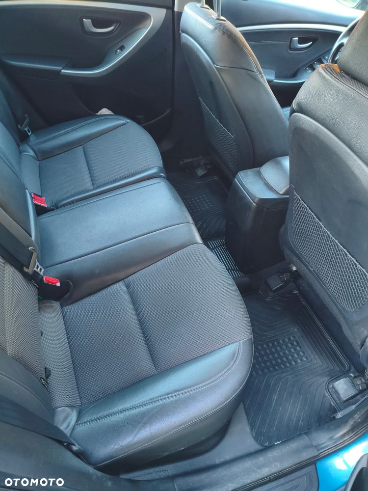 Hyundai i30 i30cw 1.4 Intro Edition - 7