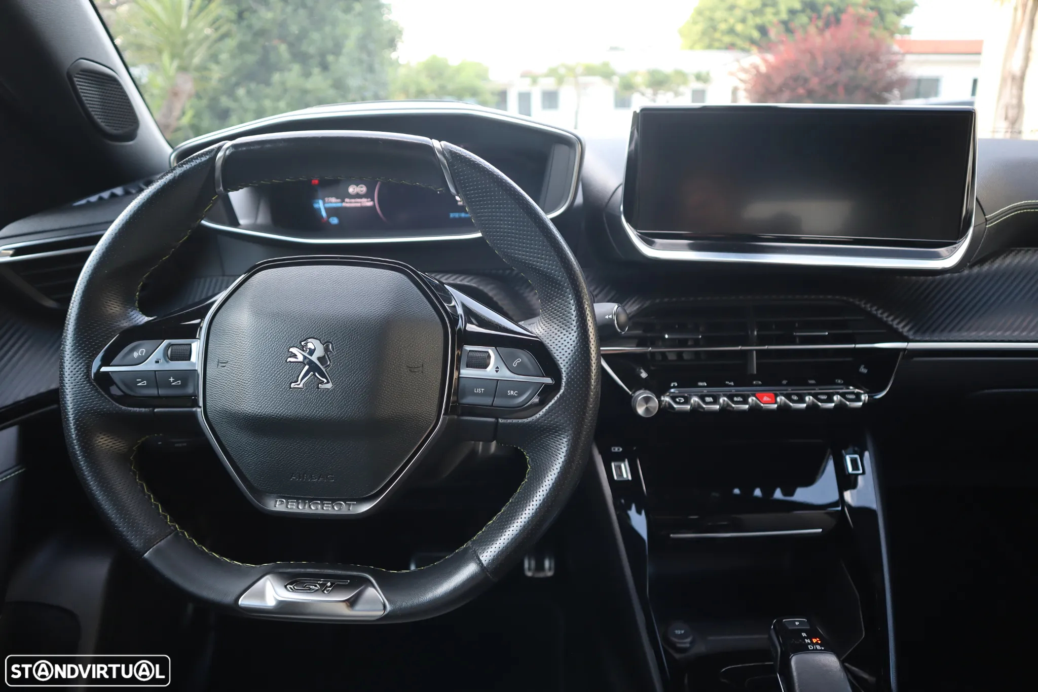 Peugeot e-2008 50 kWh GT Pack - 29