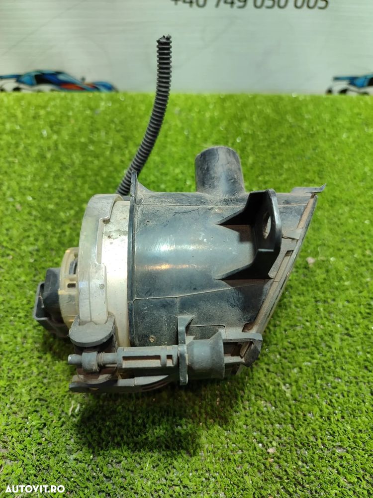 PROIECTOR CEATA DREAPTA OPEL CORSA E 1.2 BENZINA 2015 COD OEM 13253626 / 662588537 / 2014-2019 - 3