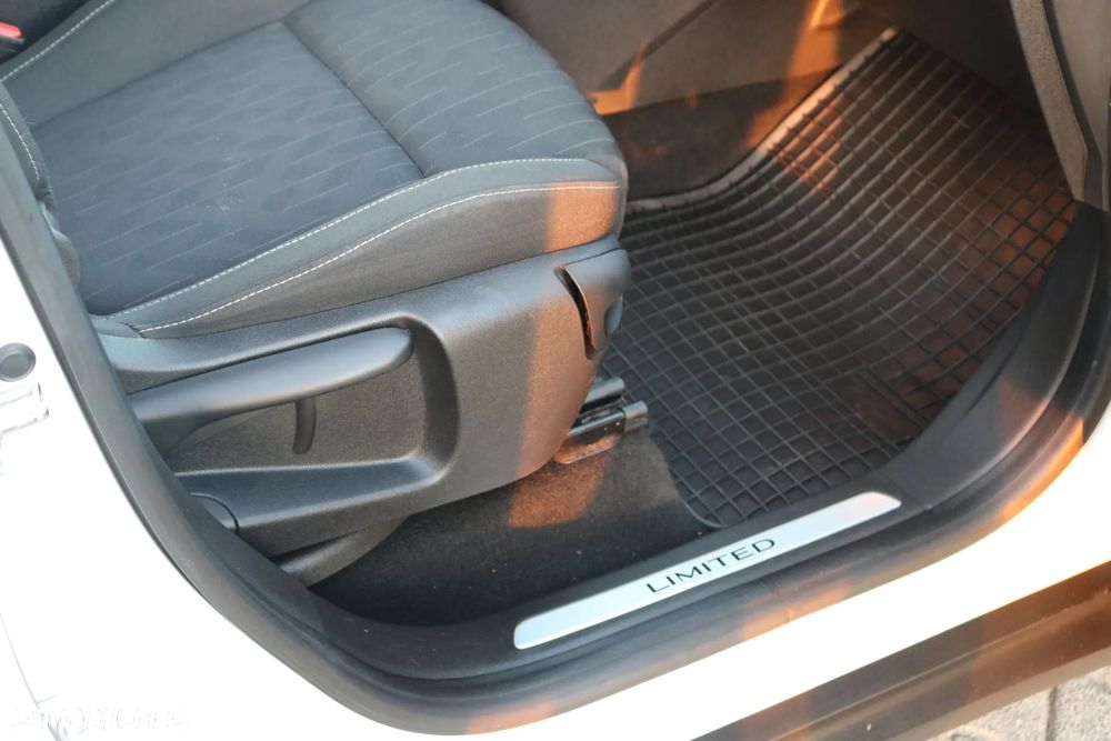 Renault Grand Scenic - 22