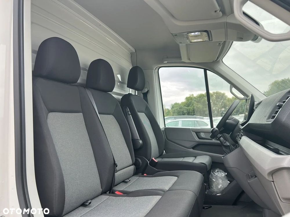Volkswagen Crafter 35 (L4) Poj. Kabina ze Skrzynią, 2.0BiTDI 163KM, manual - 15
