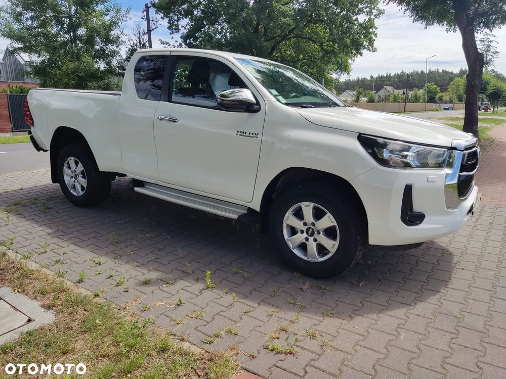 Toyota Hilux - 7