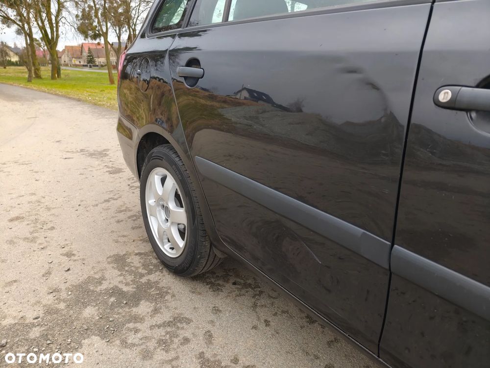 Skoda Fabia 1.4 16V Comfort - 10