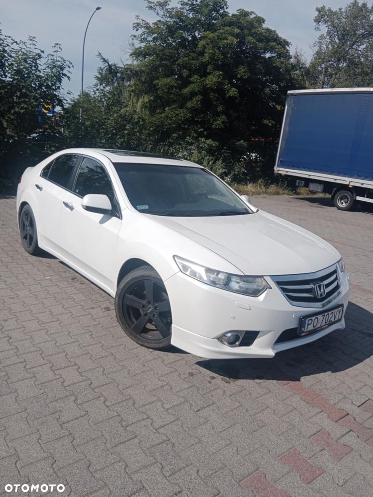 Honda Accord 2.0 Executive - 12