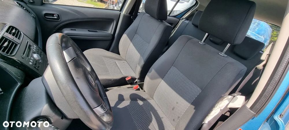 Suzuki Splash 1.0 Basic - 8