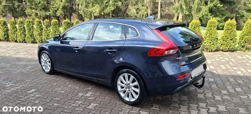 Volvo V40 D2 Momentum - 5