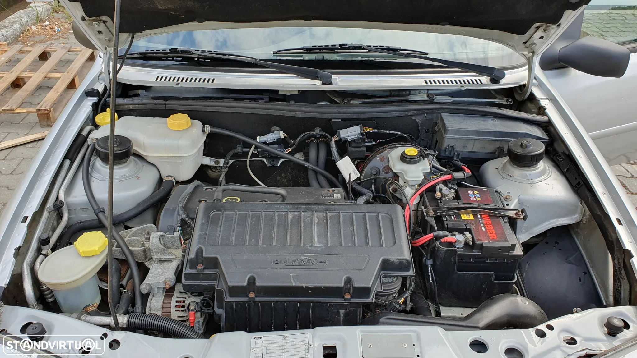 Ford Fiesta 1.25 Ghia - 23