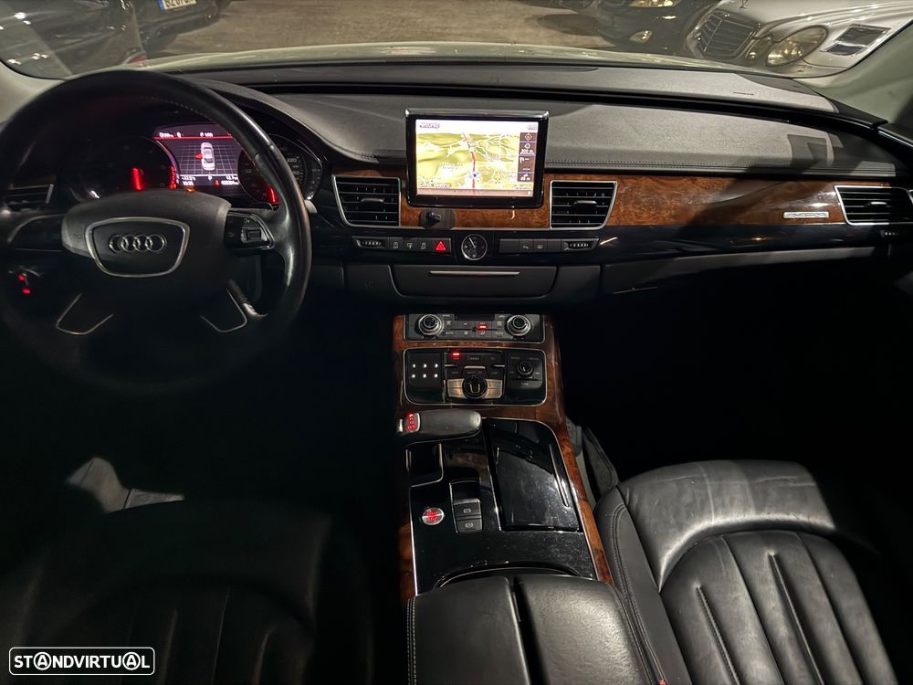 Audi A8 3.0 TDI DPF clean quattro tiptronic - 12