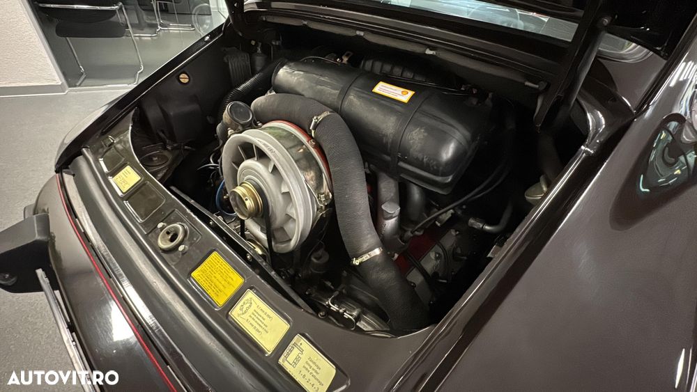 Porsche 911 - 9
