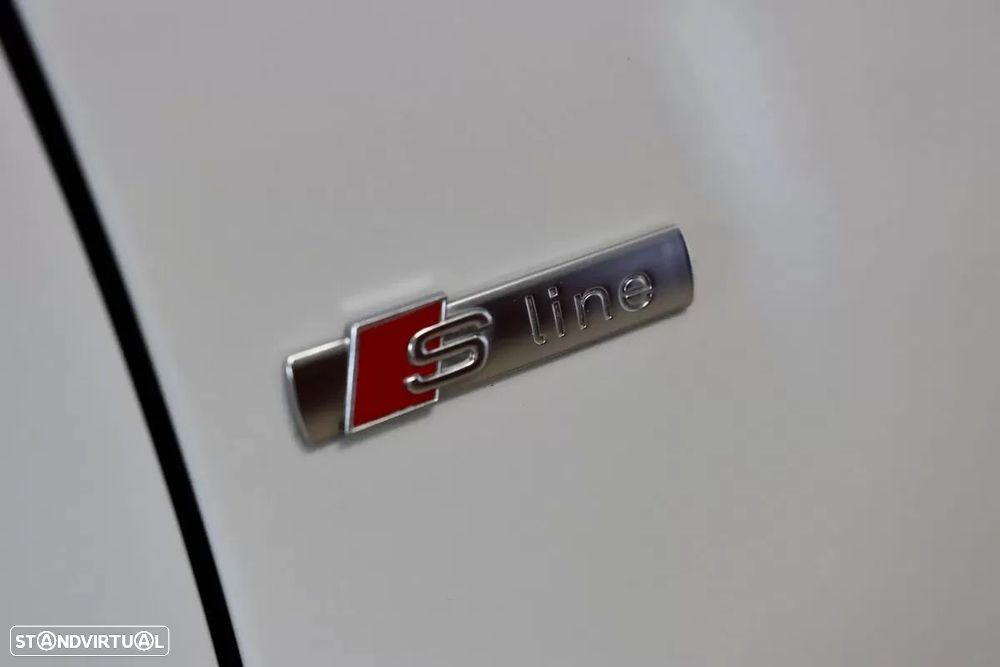 Audi A5 Cabrio 2.0 TDi S-line S tronic - 34