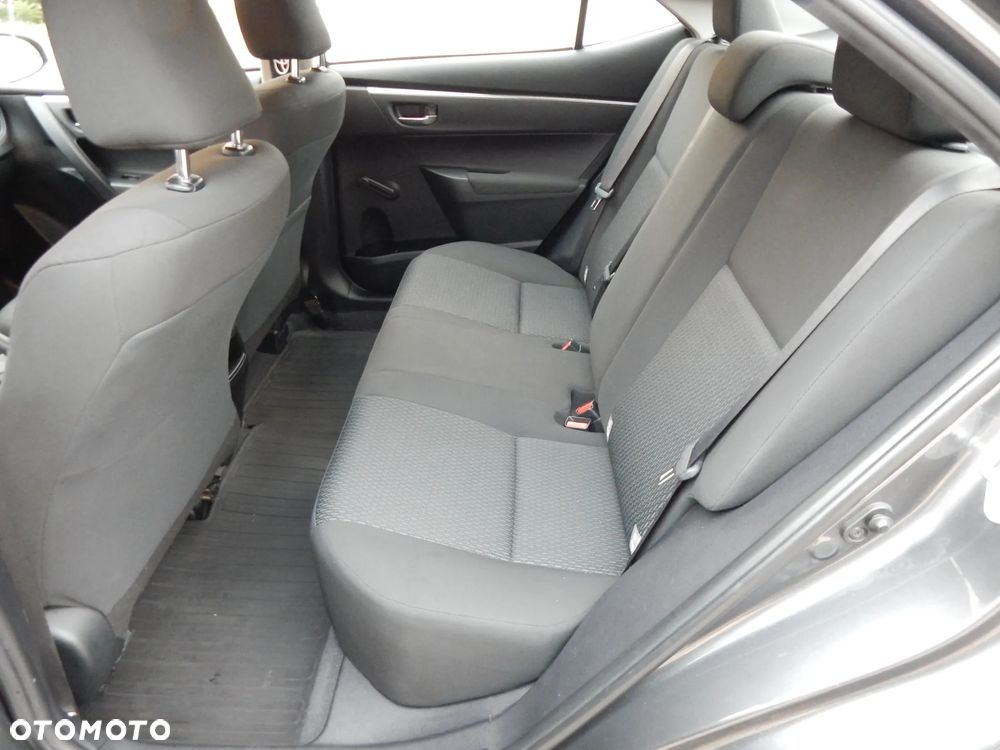 Toyota Corolla 1.6 Luna - 22