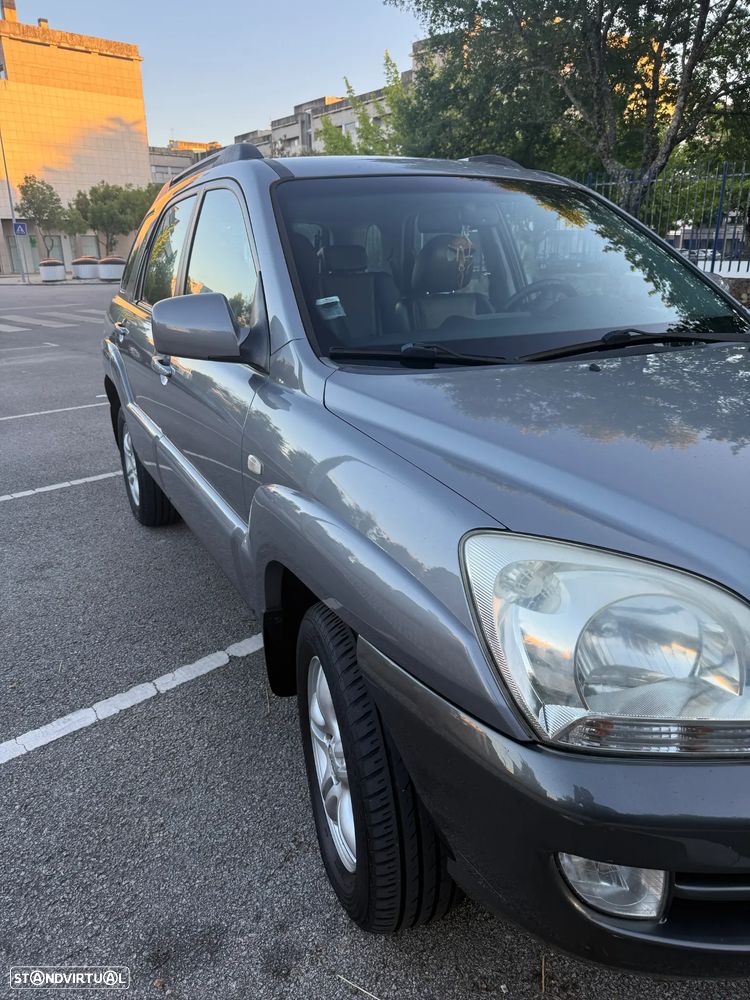 Kia Sportage 2.0 CRDI VGT LX 2WD Auto. - 9