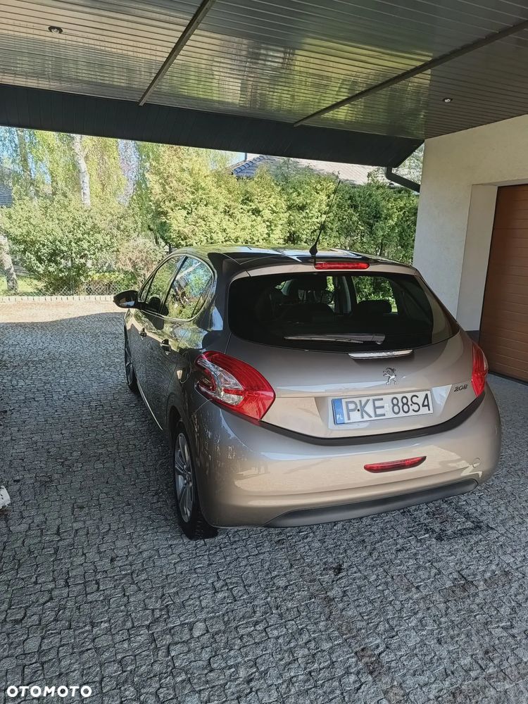 Peugeot 208 PureTech 82 Allure - 14