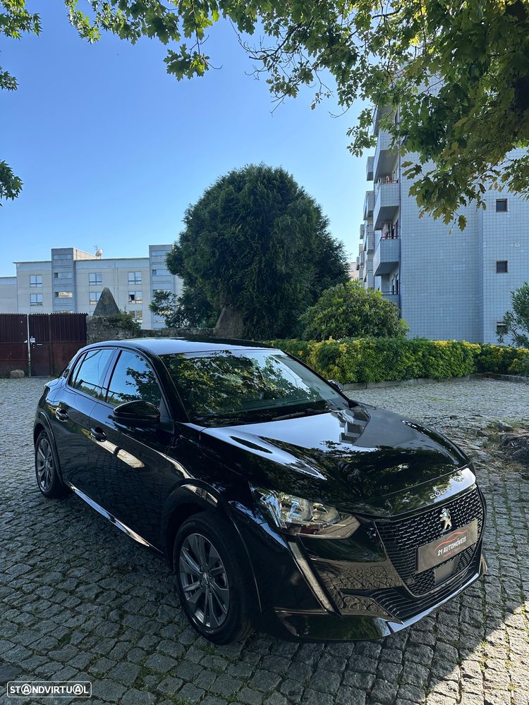 Peugeot e-208 Allure - 6