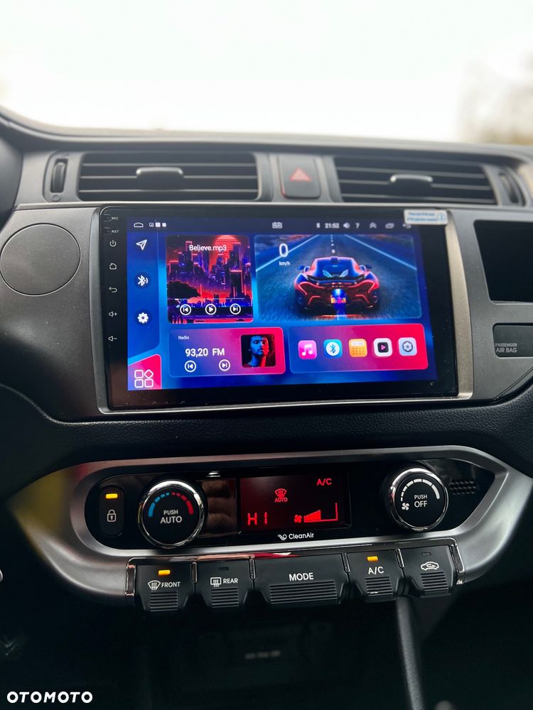 Kia Rio 1.4 CRDI Fifa World Cup Edition - 23