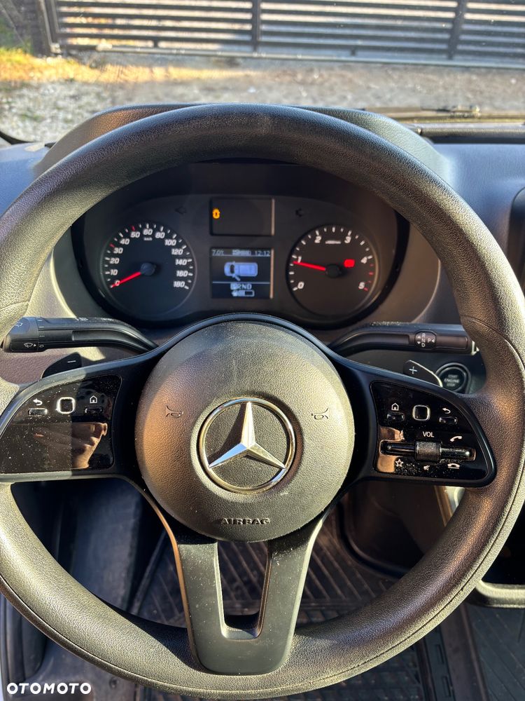 Mercedes-Benz Sprinter - 6
