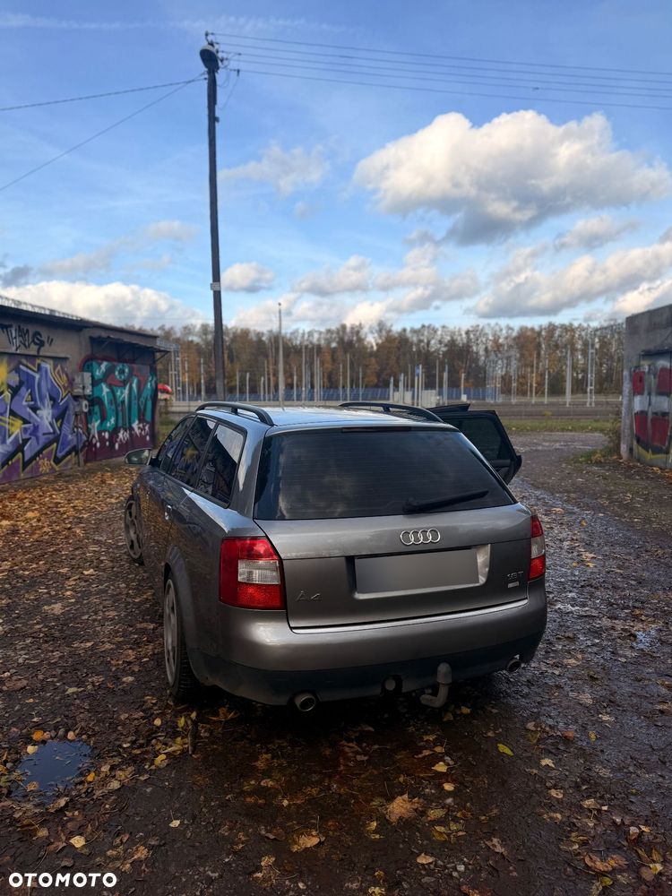 Audi A4 Avant - 10