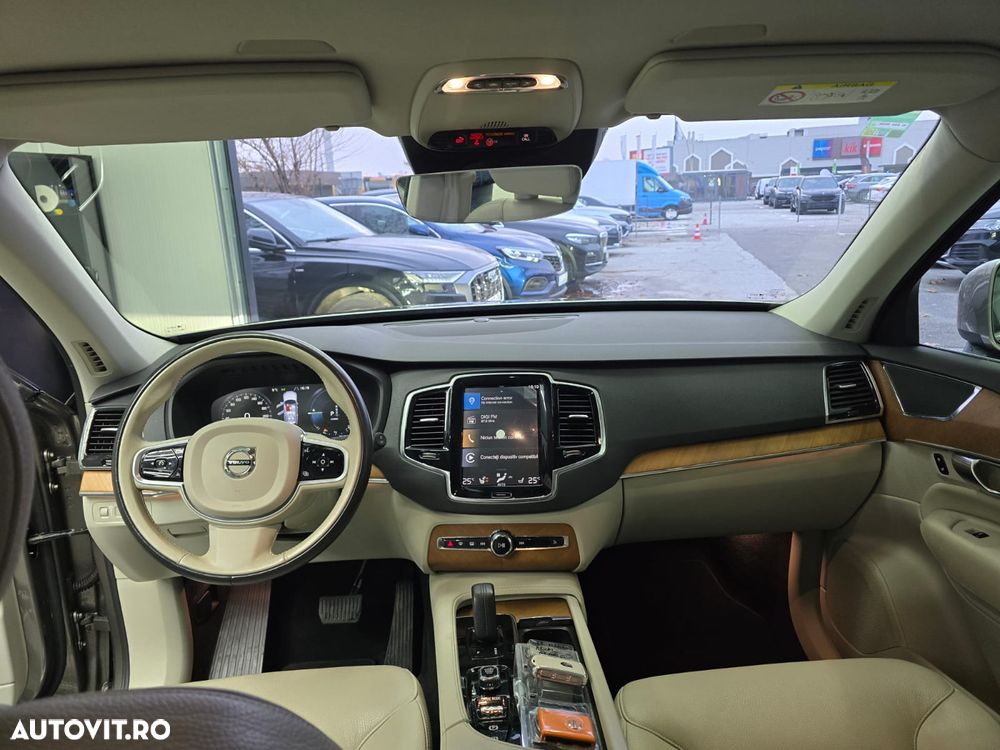 Volvo XC 90 - 16