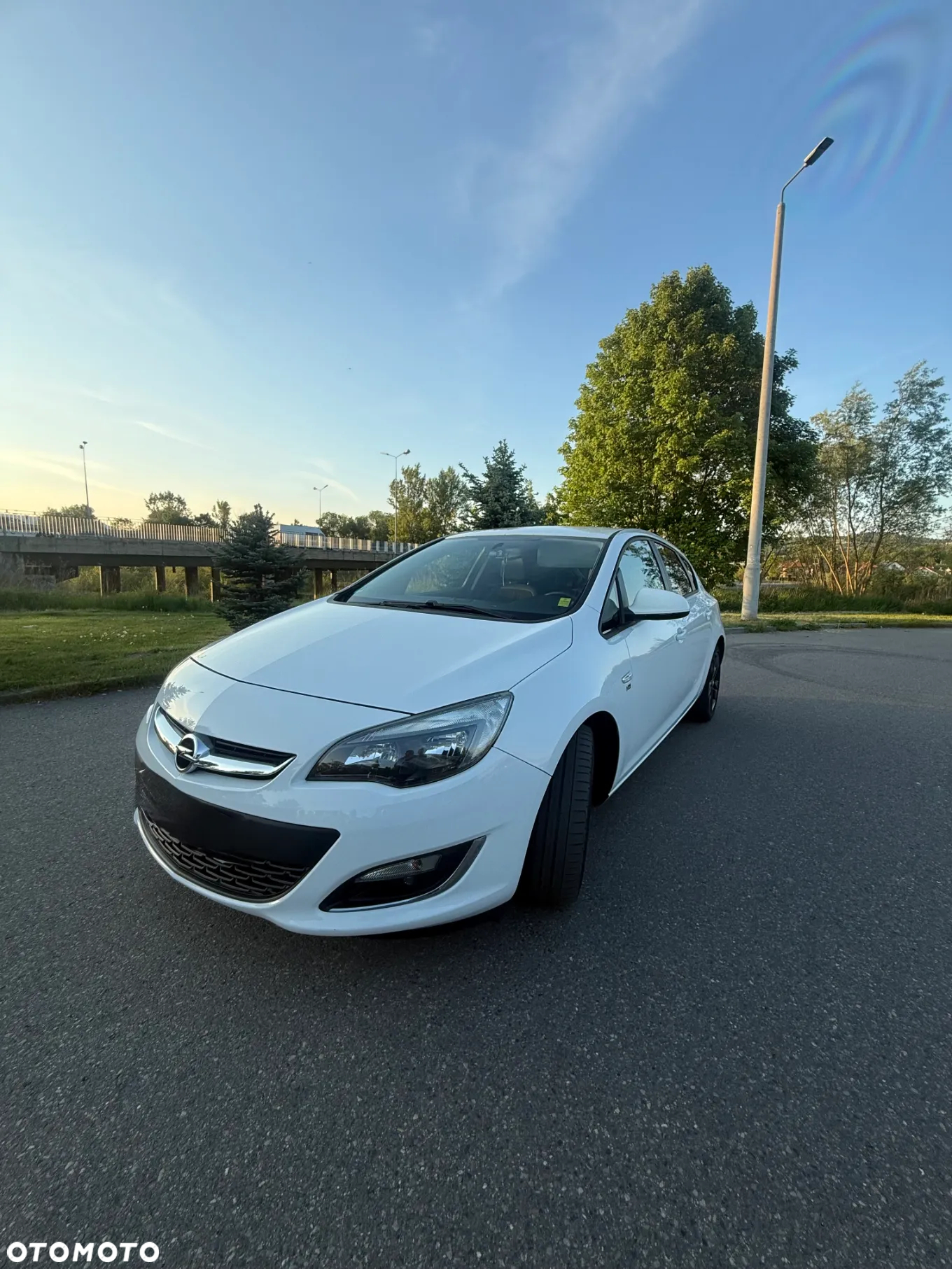 Opel Astra IV 1.4 T Edition 150 - 2