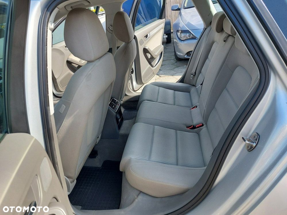 Audi A4 Avant - 11