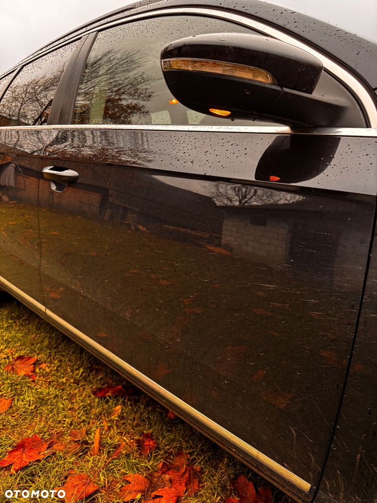 Volkswagen Passat 2.0 TDI Comfortline DSG - 10