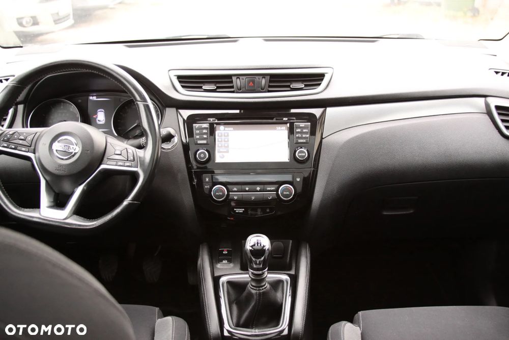 Nissan Qashqai 1.6 DIG-T 360 - 13