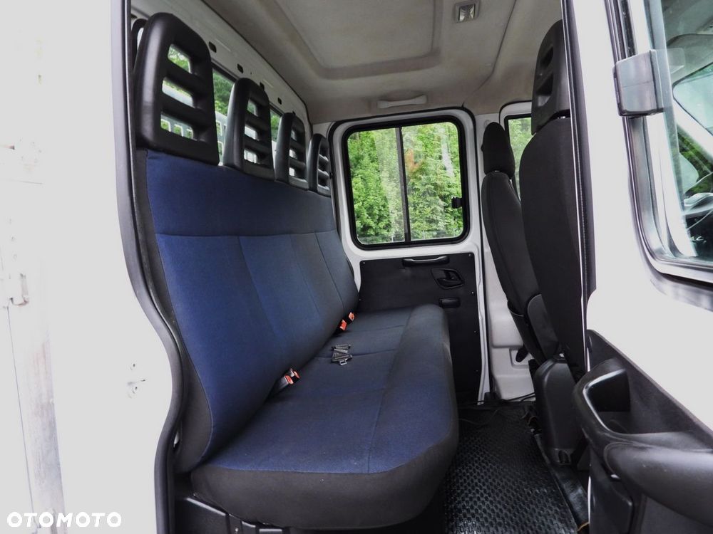 Iveco DAILY 35C16 WYWROTKA PODWÓJNA KABINA DOKA 6 MIEJSC TEMPOMAT NAWIGACJA BLIŹNIACZE KOŁA KLIMATYZACJA HDS - 40