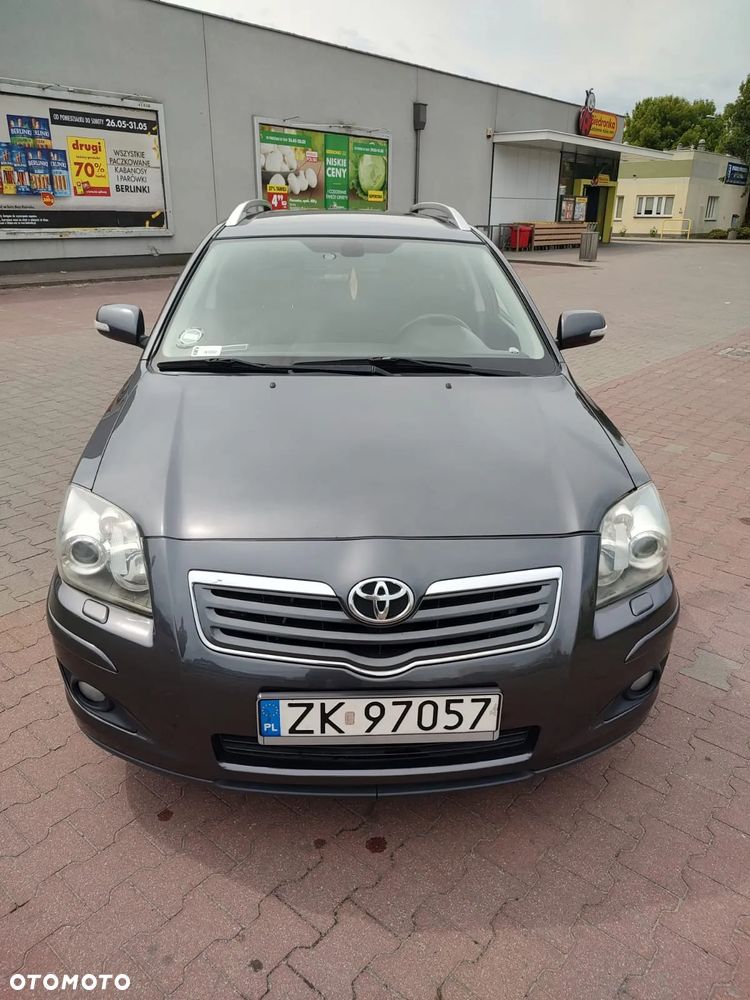 Toyota Avensis - 3