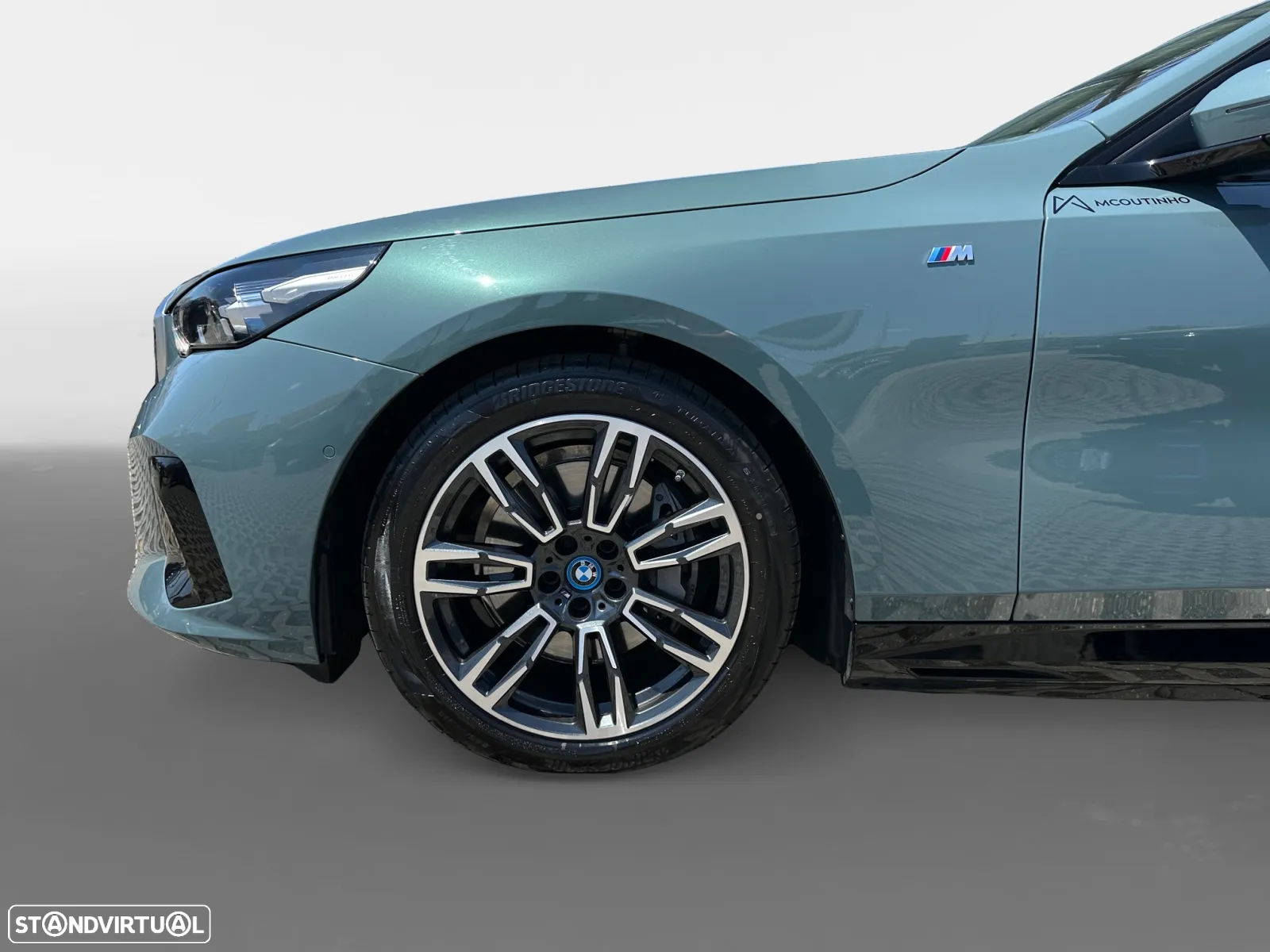 BMW i5 Touring eDrive40 - 16