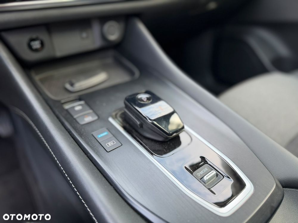 Nissan Qashqai 1.5 e-POWER N-Connecta - 25