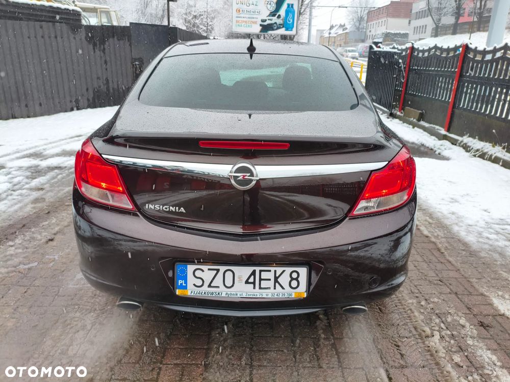 Opel Insignia 2.0 T Cosmo 4x4 - 11