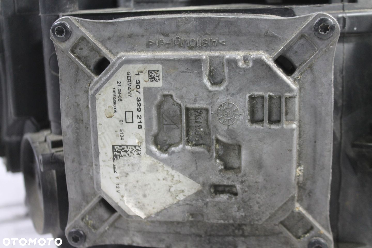 LAMPA LEWY PRZÓD XENON 8K0941003P A4 B8 07-11 EU - 8