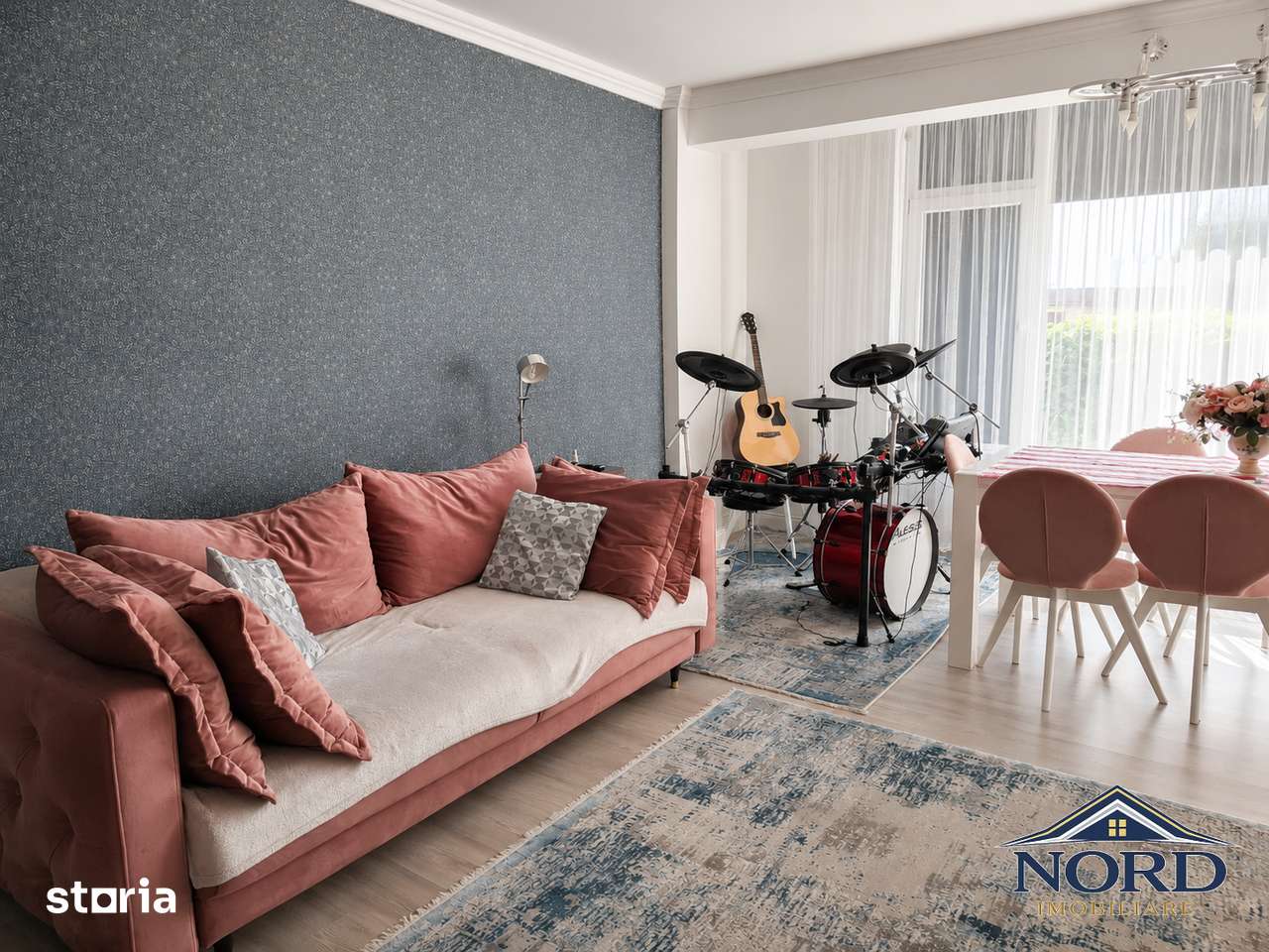 Apartament 2 camere, spatios, Rădăuți — fotografia 3