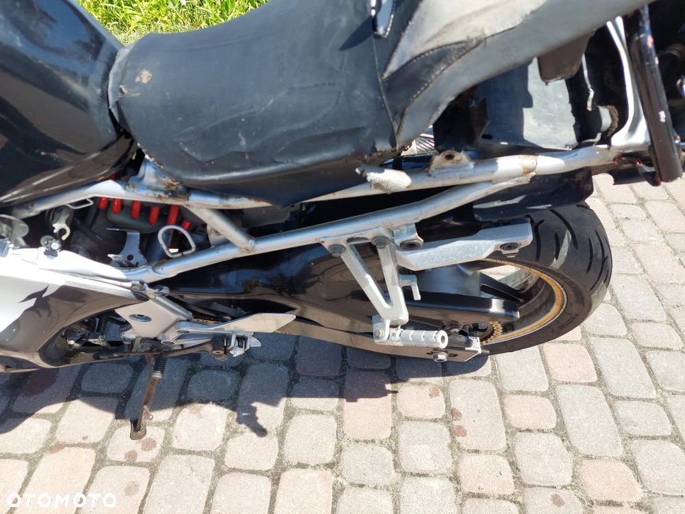 Honda CBR - 11
