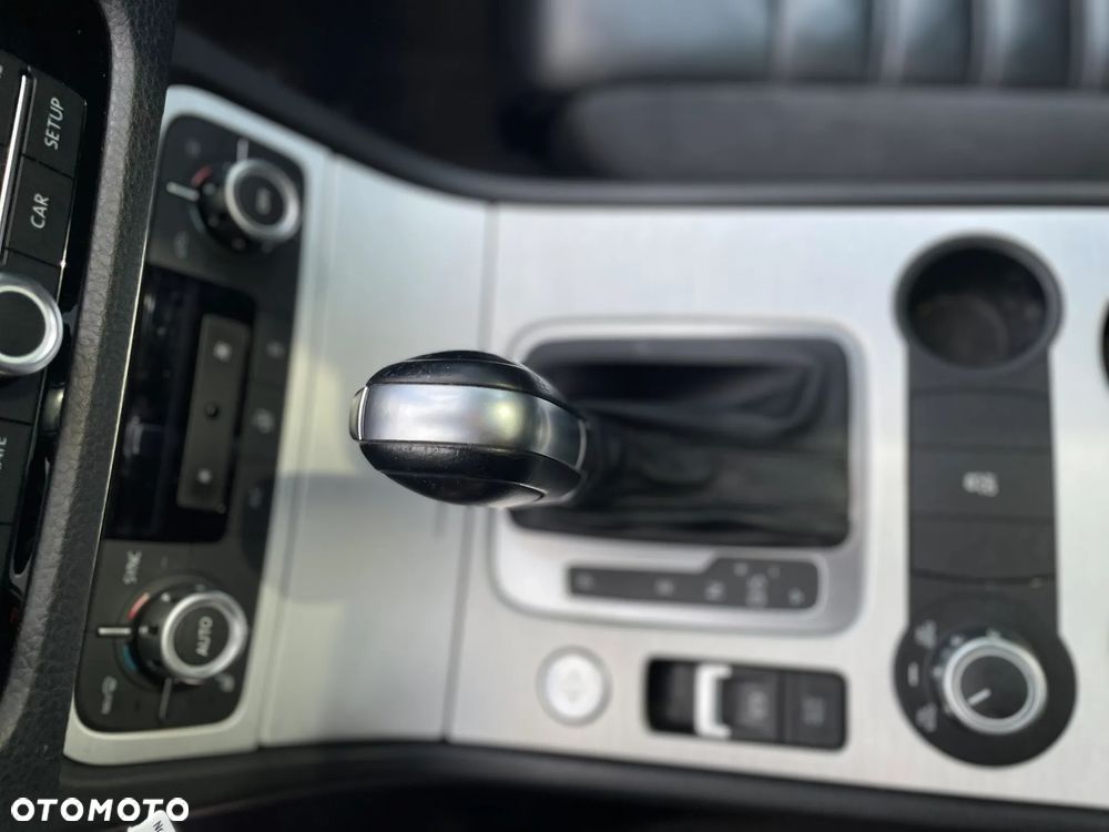 Volkswagen Touareg 4.2 V8 TDI DPF 4Motion Automatik - 23