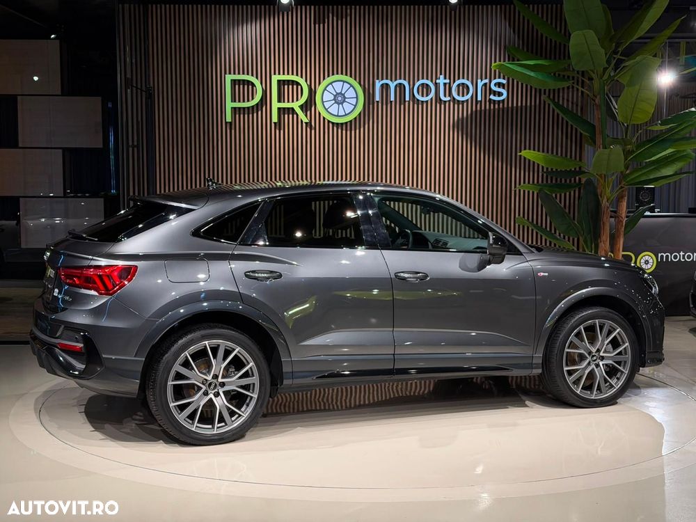 Audi Q3 Sportback - 27