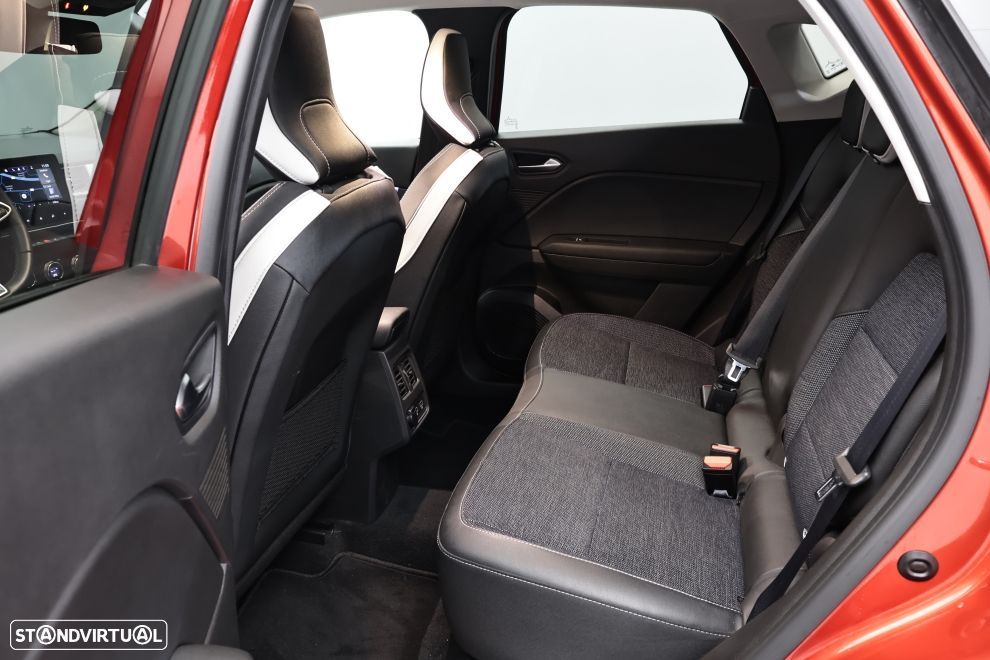 Renault Captur 1.6 E-Tech Plug-In Hybrid Engineered - 27