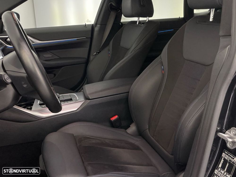 BMW i4 eDrive40 Desportiva M - 18